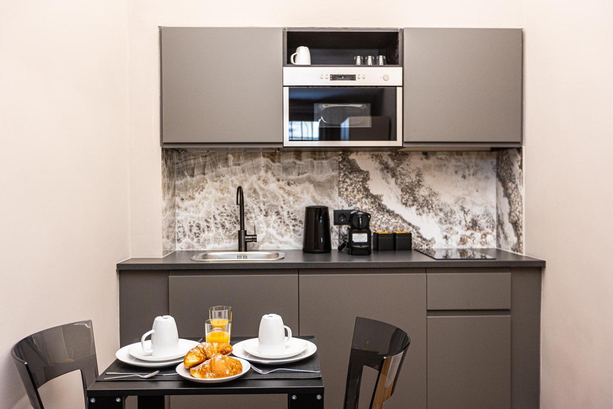 רומא Luxury Suite Trevi מראה חיצוני תמונה